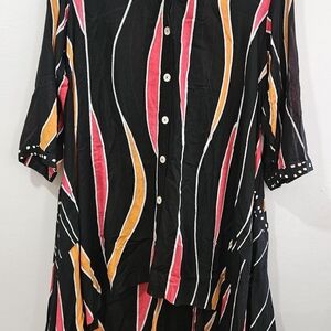 Iguana Tunic Blouse Bold Abstract Print & Polka Dot Collar, Size Small